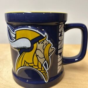 NFL Officially Licensed MINNESOTA VIKINGS Raised Logo Coffee Mug- Unbranded‎